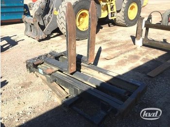  1pc Mast with forks (Volvo bracket) and a backhoe - Adapterek