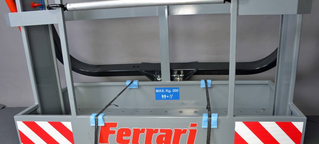 Rakodódaru Ferrari Arbeitskorb AGLY 2 Bundle: 6 kép.