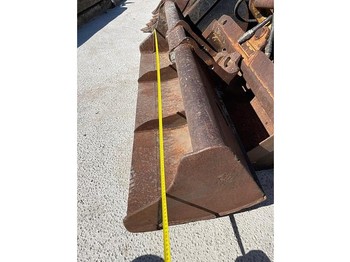 ARDEN Böschungslöffel 150 cm Arbeitsbreite - Kotró kanál