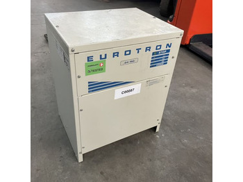 Elektromos rendszer - Anyagmozgató gép Benning 24V/150A Eurotron: 2 kép.