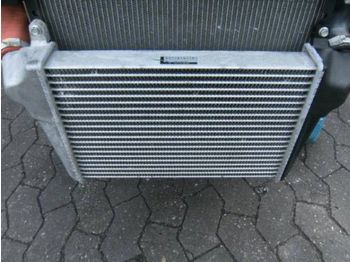 DIV. Isuzu K&uuml;hpacket /Tokyo Radiator - Alkatrész