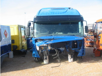 IVECO CABINA RECONSTRUIDA - Alkatrész