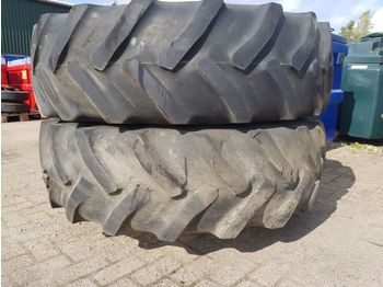 Kerekek/ abroncs Goodyear Dubbellucht