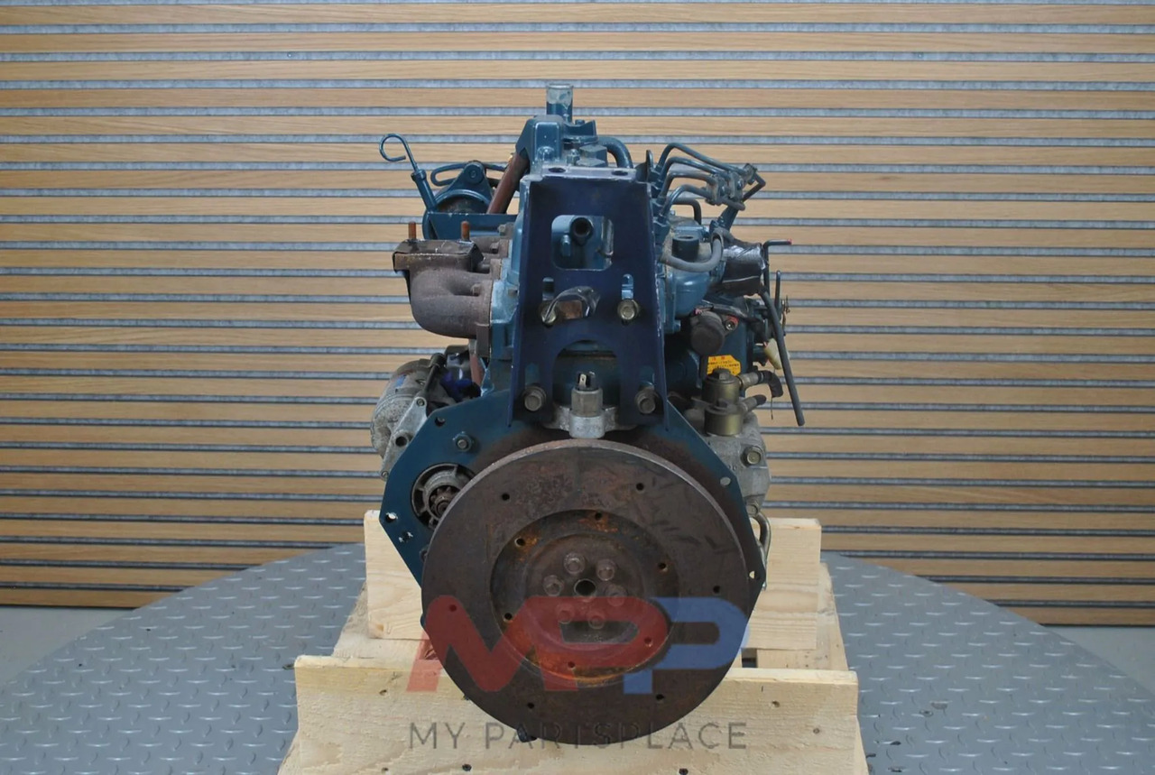 Motor - Építőipari gépek Kubota Kubota V1505: 3 kép.