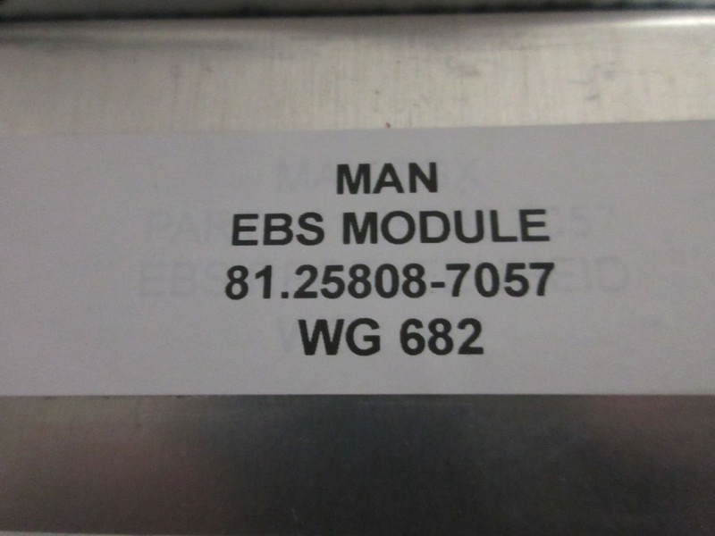 Elektromos rendszer - Teherautó MAN TGX 81.25808-7057 EBS MODULE EURO 5: 3 kép.