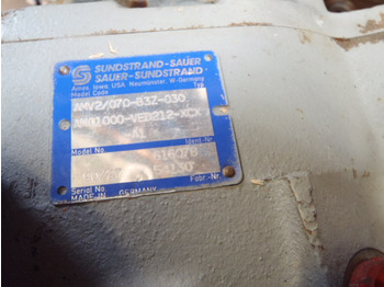Hidraulikus szivattyú - Építőipari gépek Sauer Sundstrand AMV2/070-B3Z*030 -: 3 kép.