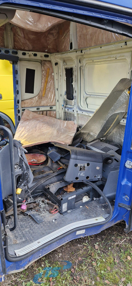 Fülke és belső tér - Teherautó Scania Cab 2065464: 6 kép.