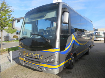 Távolsági busz ISUZU Turquoise E6: 1 kép.
