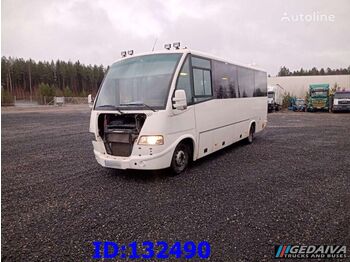 Minibusz, Kisbusz IVECO Daily Euro5: 1 kép.