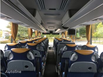 Távolsági busz MERCEDES-BENZ O 350 16 RHD TRAVEGO: 1 kép.