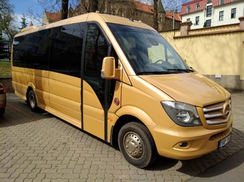 Minibusz, Kisbusz MERCEDES-BENZ SPRINTER 519CDI: 1 kép.