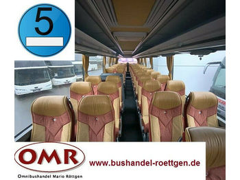 Távolsági busz Mercedes-Benz O 580 RHD-M Travego / Luxline: 1 kép.