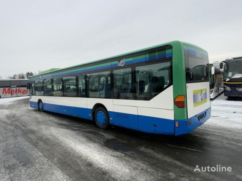 Helyközi busz Mercedes Citaro O 530: 3 kép.