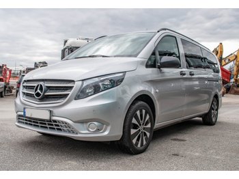 Minibusz Mercedes-Benz Vito 116CDI Tourer Pro 4x4 AHK Autom