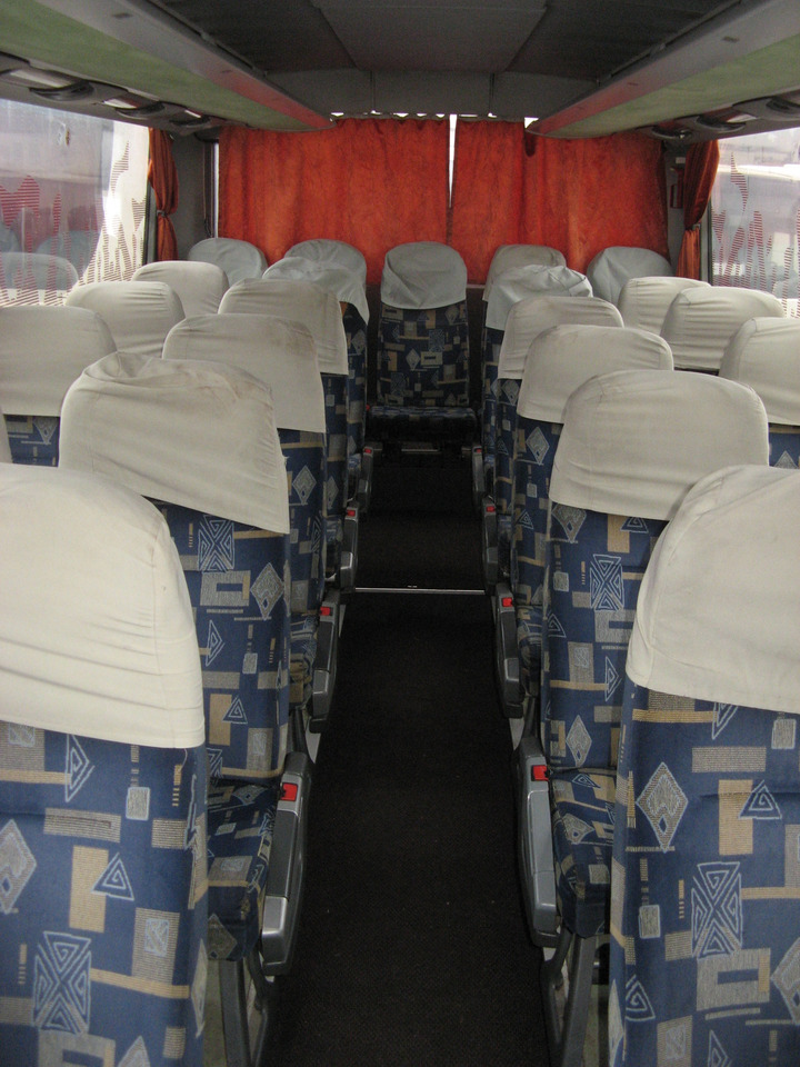 Távolsági busz SETRA S 415 GT-HD: 7 kép.