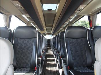 Távolsági busz IVECO MAGELYS