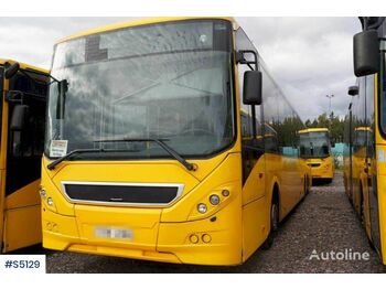 Távolsági busz VOLVO 8900 B9RLE 6X2 Bus