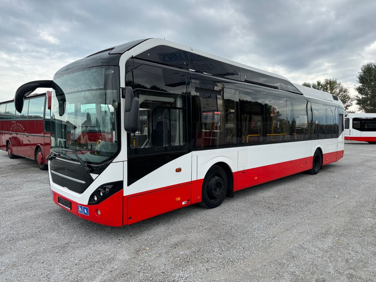 Új Városi busz Volvo 8900H/ELECTRIC HYBRID/PLUG IN/NEW BATTERIES: 3 kép.