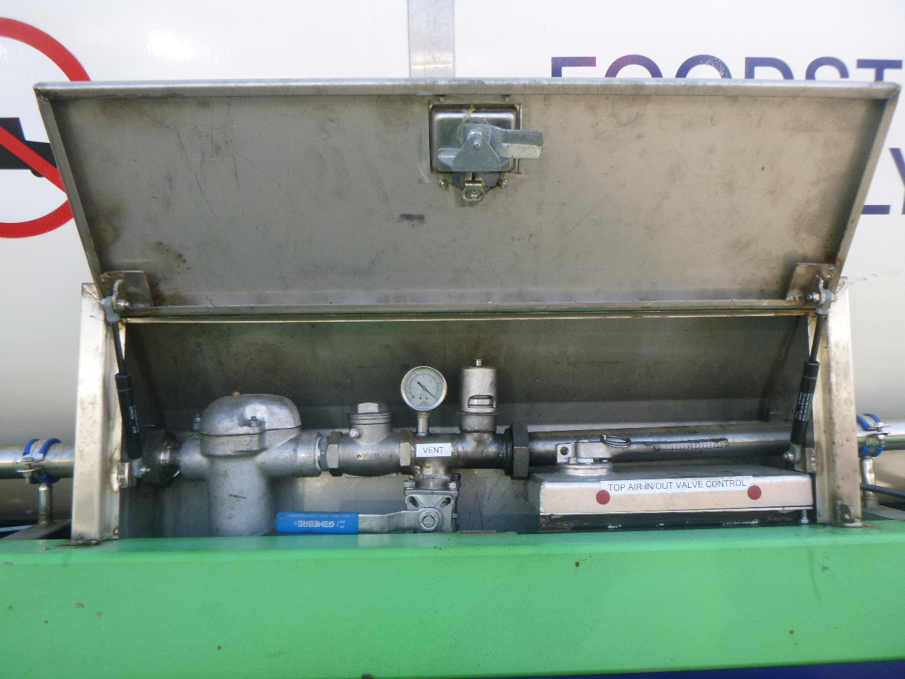 Tartály konténer, Félpótkocsi Danteco Food tank container inox 20 ft / 25 m3 / 1 comp: 10 kép.