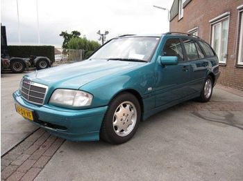 Mercedes-Benz C 220 D Esprit ombi Aut5 - Autó