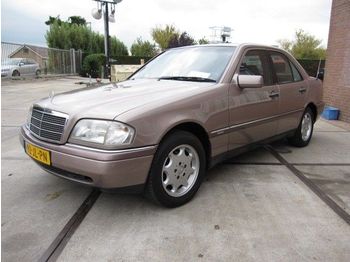 Mercedes-Benz C 250 D Esprit Aut4 - Autó