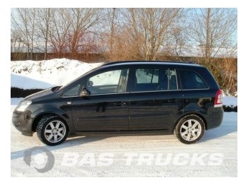 Opel Zafira 1.9 CDTI 110kW Cosmo - Autó