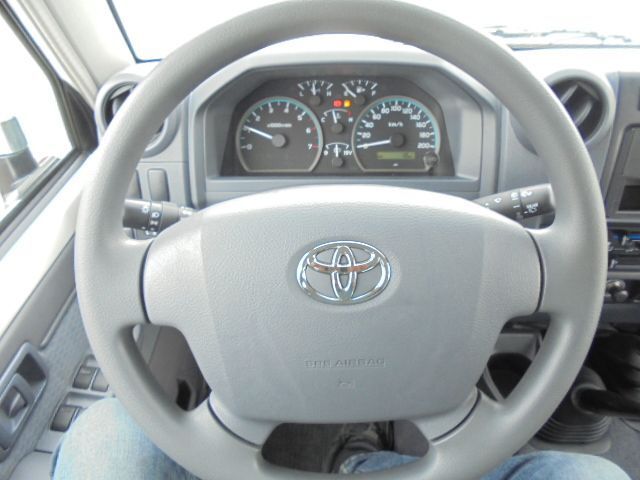 Új Autó Toyota Land Cruiser NEW UNUSED LX V6: 9 kép.