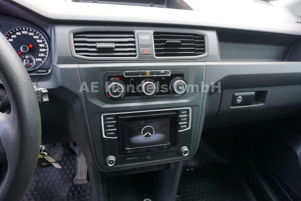 Autó Volkswagen Caddy Maxi Kasten 4Motion *E6/Tempomat/Klima/AHK: 19 kép.
