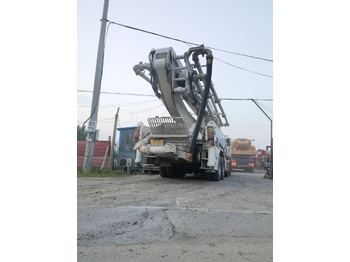 Betonpumpa ZOOMLION ZLJ5330THB