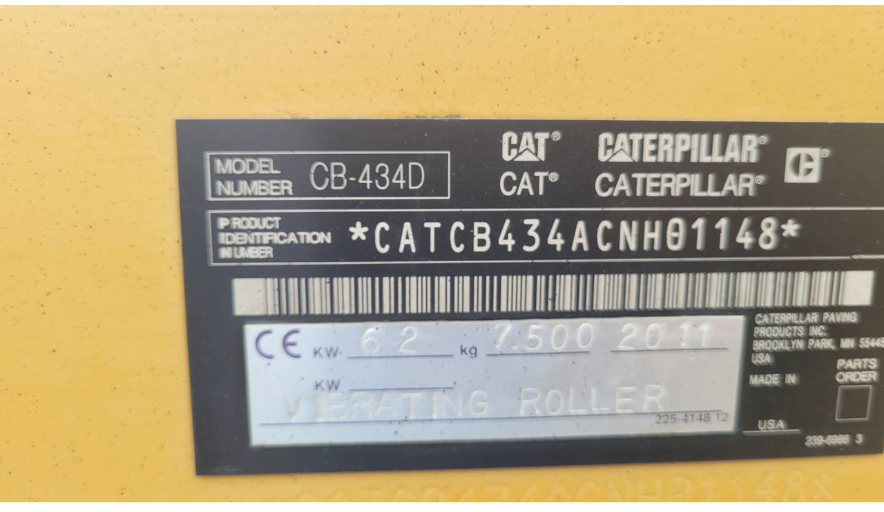 Úthenger CAT CB 434 D (5 AMPS.): 6 kép.