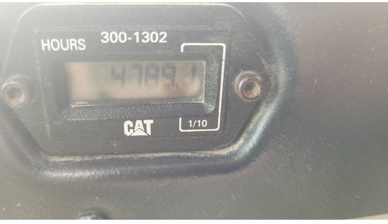 Úthenger CAT CB 434 D (5 AMPS.): 5 kép.