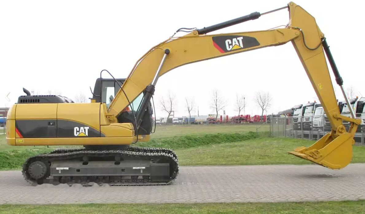 Új Kotrórakodó Caterpillar 323D3 Excavator: 4 kép.