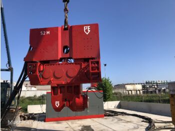 Cölöpverő PVE 52M