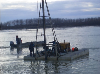 Cölöpverő Floating Piling Machine from Denmark: 1 kép.