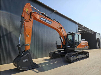 Doosan DX225LC - lánctalpas kotró
