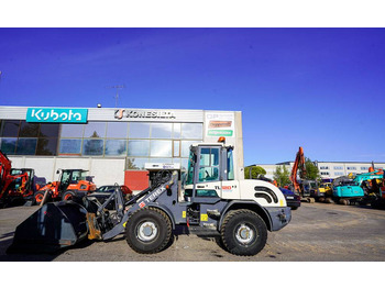 Terex TL120 heittokauhalla  - Gumikerekes homlokrakodó