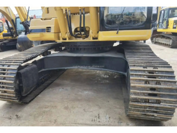 Lánctalpas kotró Used Caterpillar crawler excavator CAT 330BL in good condition for sale: 3 kép.