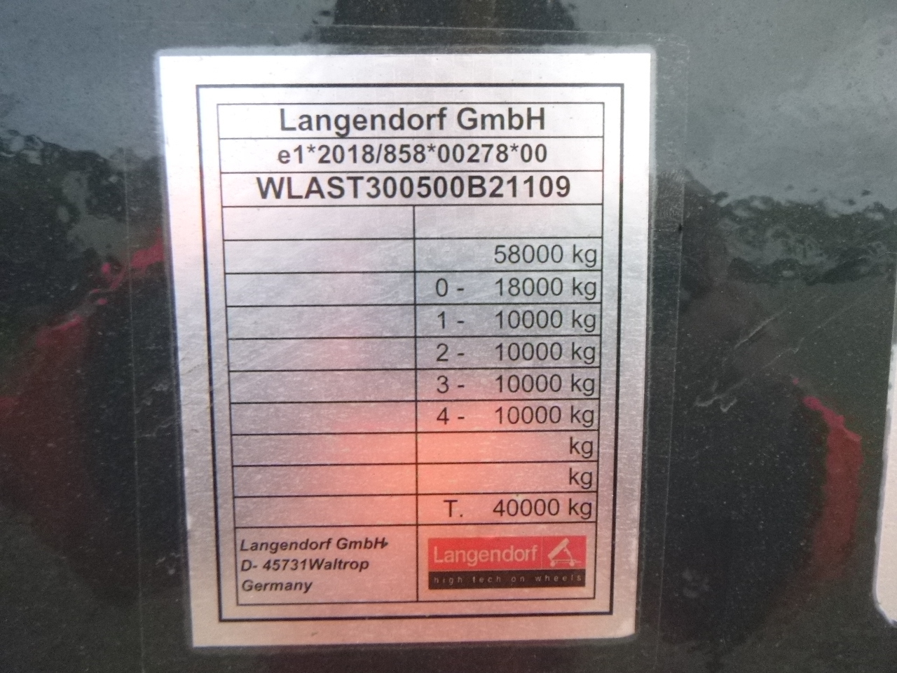 Új Félpótkocsi mélybölcsős Langendorf 3-axle semi-lowbed trailer 48T ext. 13.5 m + ramps: 28 kép.