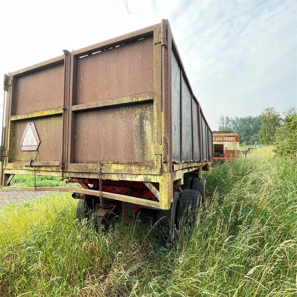 Mezőgazdasági billenőpótkocsi ABC Tipvogn: 8 kép.