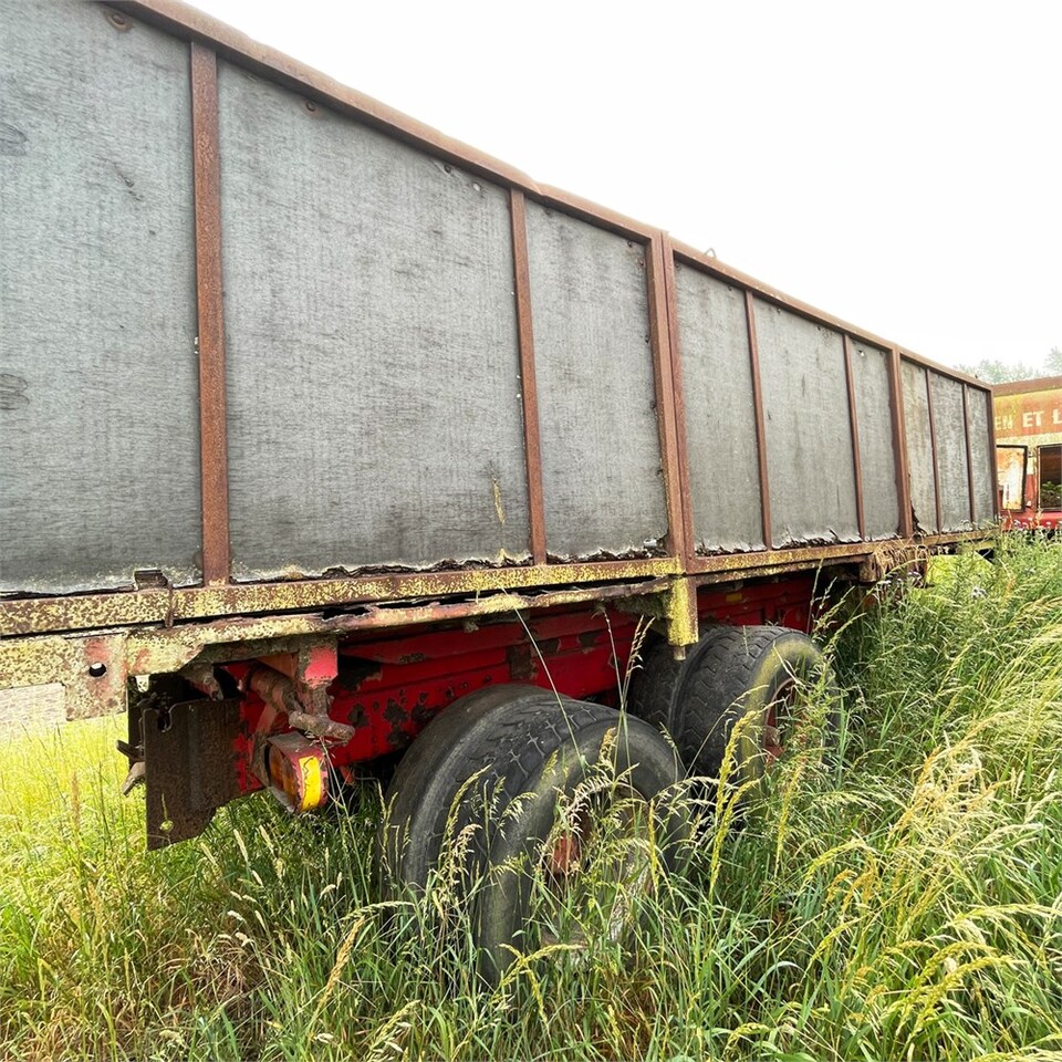 Mezőgazdasági billenőpótkocsi ABC Tipvogn: 9 kép.