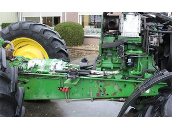 Traktor John Deere 6000- 30 4 cyl.: 2 kép.