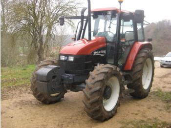 Traktor New Holland TS110: 1 kép.