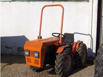 GOLDONI TR926 GOLDONI
 - Traktor