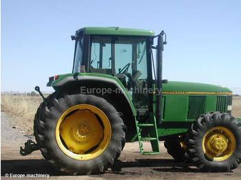 John Deere 6600 DT - Traktor