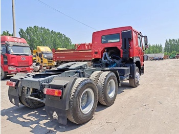 Nyergesvontató SINOTRUK Howo tractor unit 420: 1 kép.