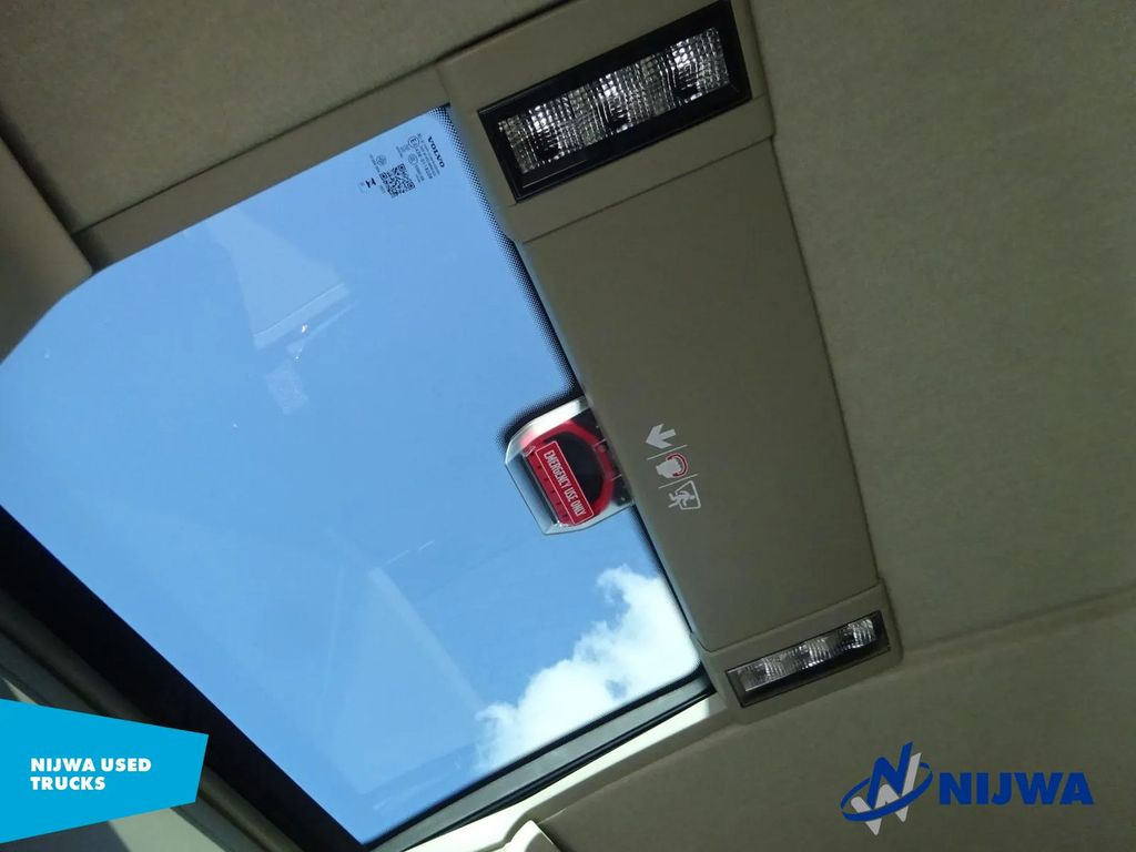 Nyergesvontató Volvo FH 420 6X2 Cruise control + Koelkast: 13 kép.