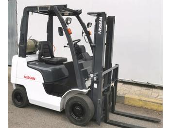 Villás targoncá Nissan 8987 P1F1A15D