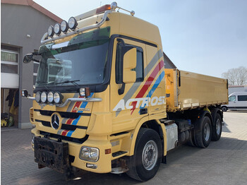 Billenőplatós teherautó Mercedes-Benz 2651 K 6x4 Dreiseitenkipper Winterdienst