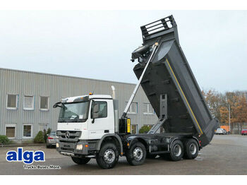 Billenőplatós teherautó Mercedes-Benz 4143 Actros 8x4, V6, 20m³.
