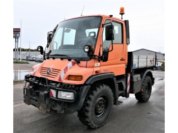 UNIMOG U300 KLIMA AHK KOMUNALHYDRAULIK - Billenőplatós teherautó